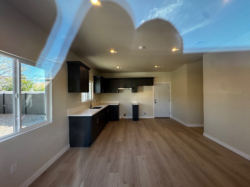 Building Photo - 7367 Golondrina Dr