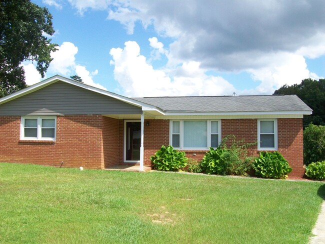 Primary Photo - Country Homes