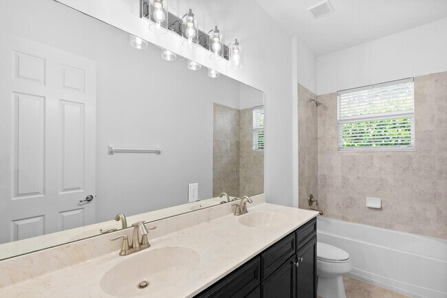 Building Photo - 301 Rudder Cay Way