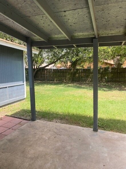 Building Photo - 7514 Rustic Trail