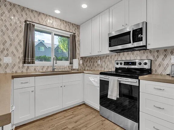 Building Photo - 6165 N Granite Reef Rd