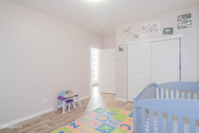 Building Photo - 10716 Drew Pearson Dr