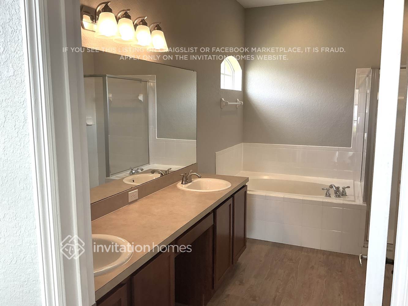 Building Photo - 3632 Bristol Cove Ln