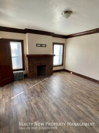 Building Photo - 11871 Lake Ave