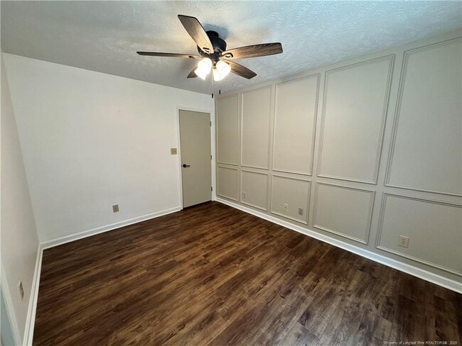 Building Photo - 4011 Woods Ct