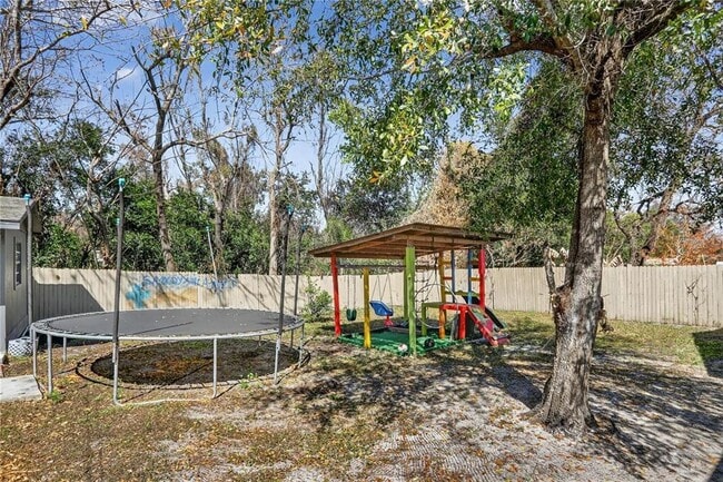 Building Photo - 8071 Rhea Cir
