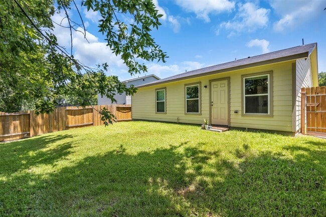 Building Photo - 14132 Harlequin Dr