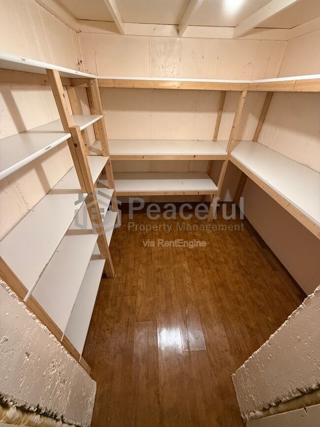 Building Photo - 5386 Emmeline Dr