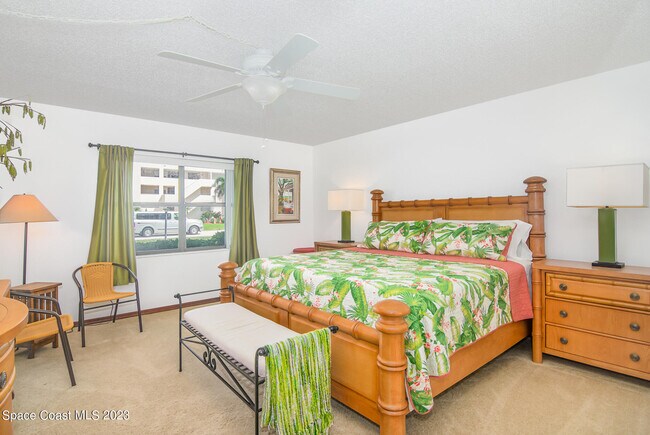 Building Photo - 1950 Atlantic St