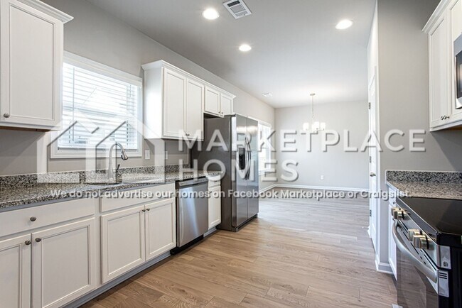 Building Photo - 202 Wl Miller Dr