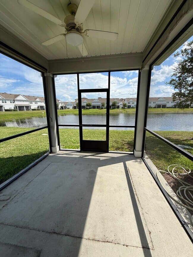 Building Photo - 12803 Josslyn Ln
