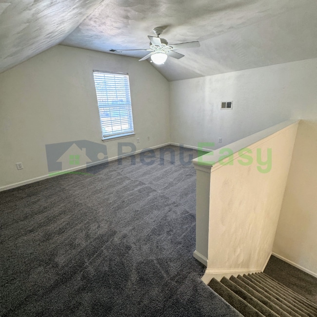 Building Photo - 2038 Coral Ivy Ln