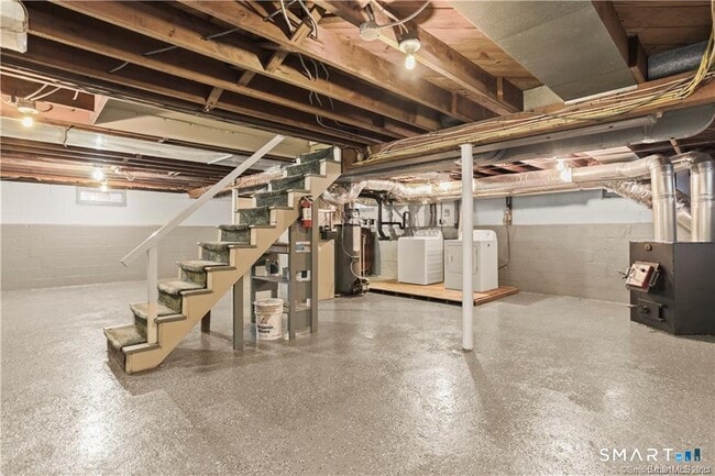 Building Photo - 608 Stillson Rd