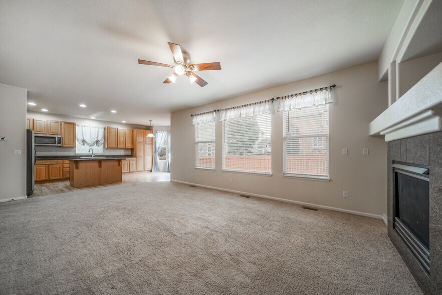 Building Photo - 11598 S Maiden Hair Way
