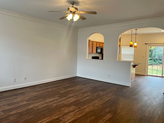 Building Photo - Timberlake Townhome