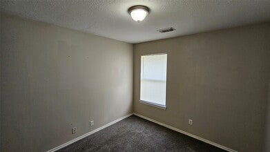 Building Photo - 9035 Melody Park Ln