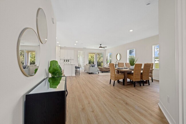 Building Photo - Large 4/3 Brand NEW Construction Home in t...