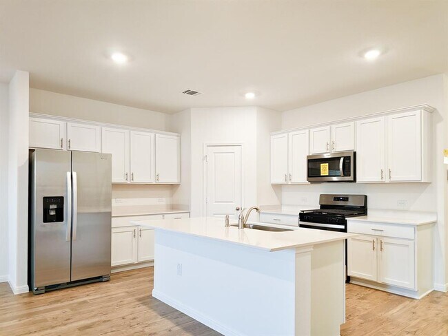 Building Photo - 1916 Pogonip Pl