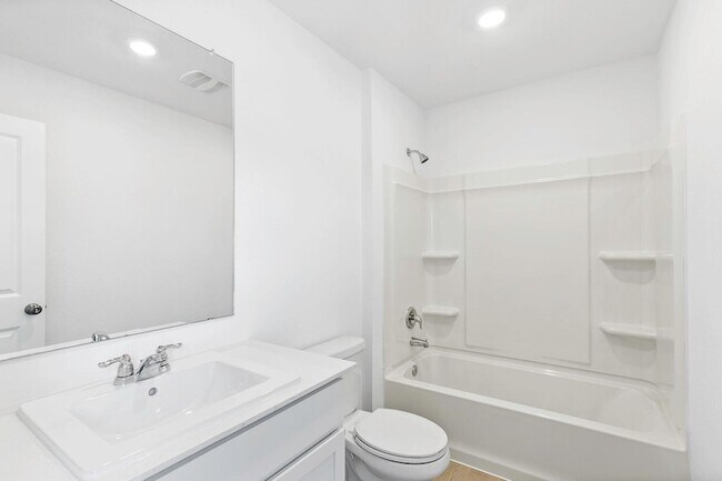 Building Photo - 331 Bugbee