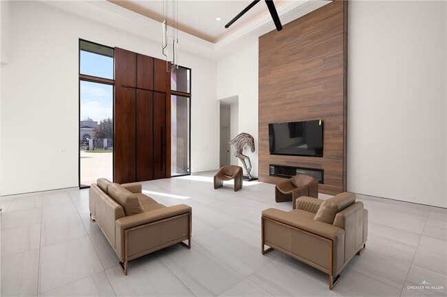 Building Photo - 43 Antigua Dr