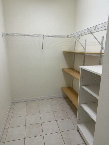 Building Photo - 5468 Ashton Manor Dr