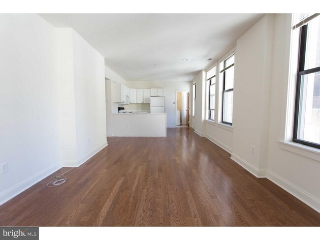 Building Photo - 1411 Walnut St