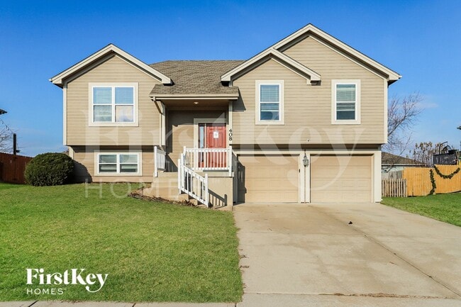 Building Photo - 408 192nd St