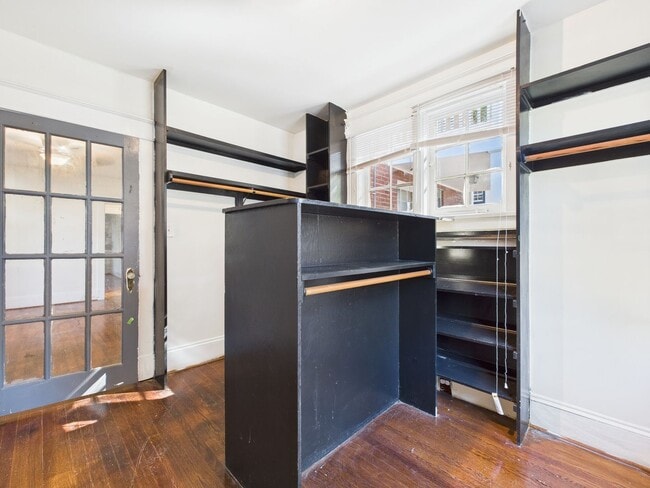 Building Photo - 4222 Chamberlayne Ave