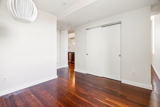 Building Photo - 51 Bow St