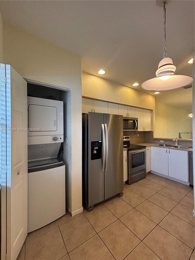 Building Photo - 2549 SW 83rd Terrace