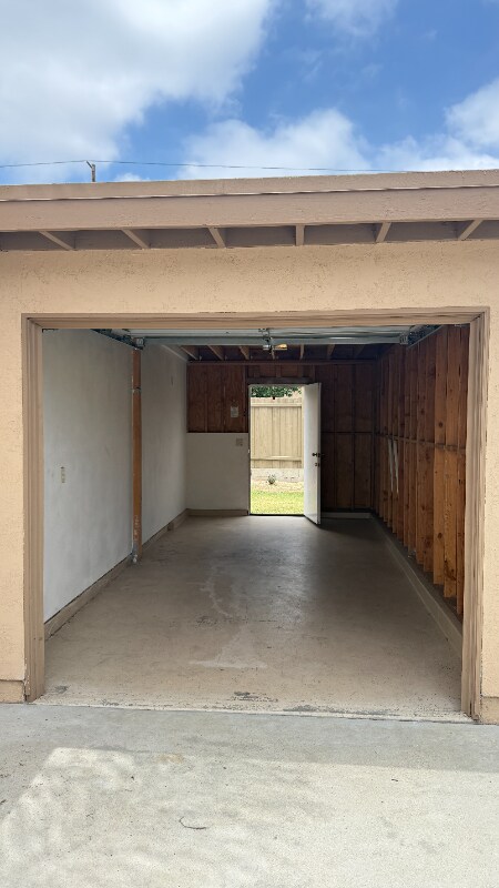 Building Photo - 7750 1/2 Central Ave