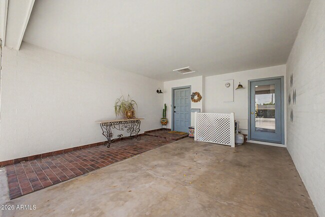 Building Photo - 4718 N 77th Pl