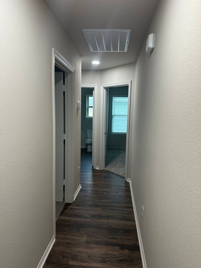 Building Photo - Bryan - 3 bedroom - 2 bath - 2 car garage - fenced in back yard - Brand New House - very new to B...