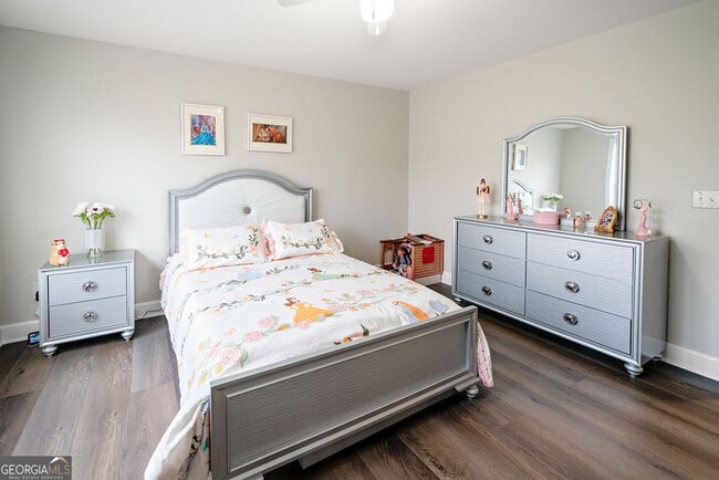 Building Photo - 107 Fairgate Dr