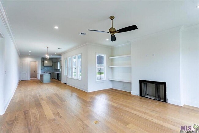 Building Photo - 7644 Jeter Dr