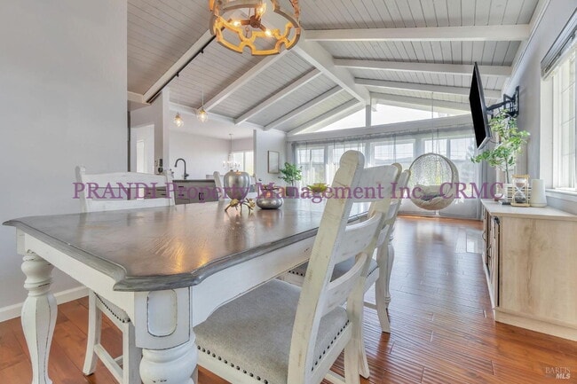 Building Photo - San Rafael View Home with Modern Upgrades!