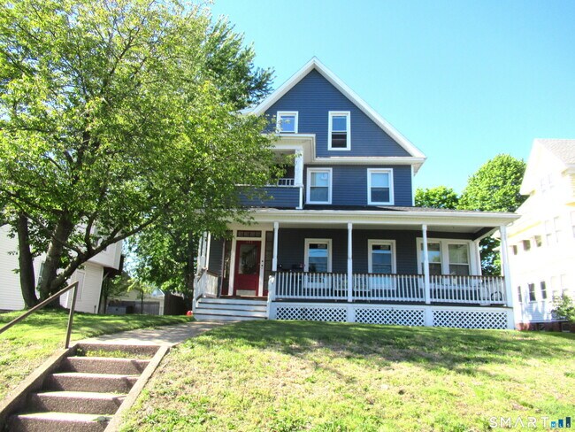 Building Photo - 101 Stearns St
