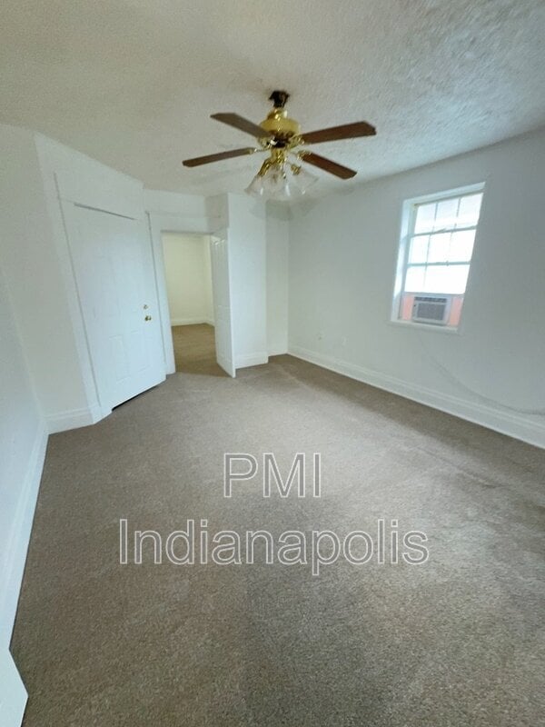 Building Photo - 955 S 22nd St