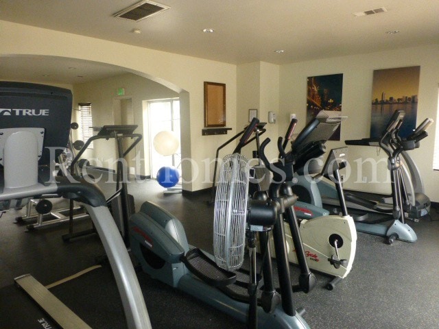 Building Photo - Mission Valley, 2220 Camino De La Reina #213 - Great Location Close to All!