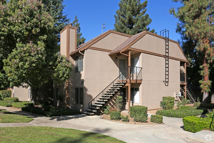 River Park Place 8070 N Poplar Ave Fresno CA 93711 Apartment Finder