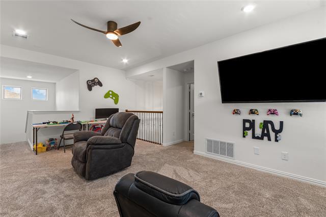 Building Photo - 501 Wichita Trail