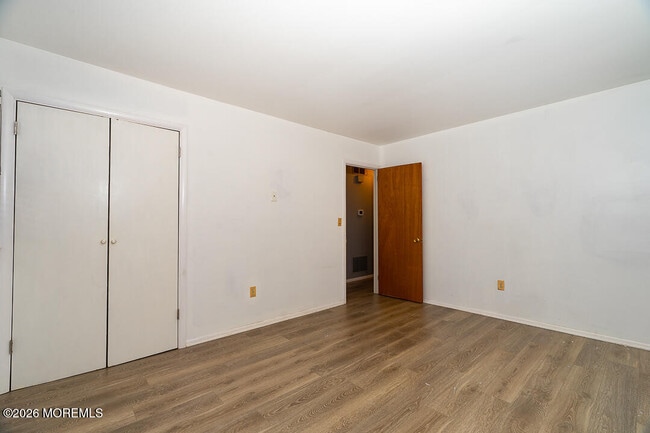 Building Photo - 315 Beverly Way