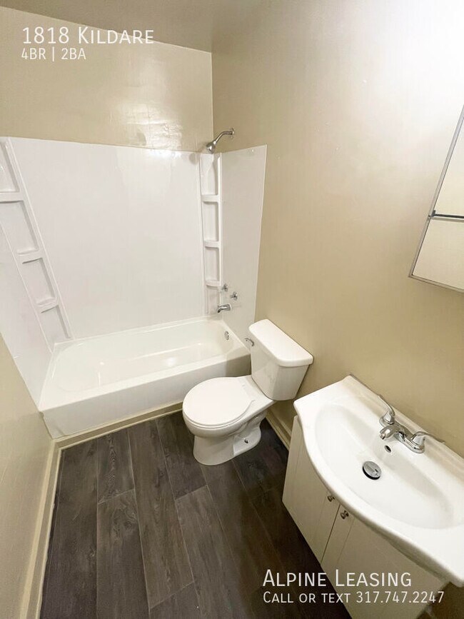 Building Photo - Affordable House w/ 1.5 bathrooms