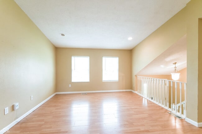 Building Photo - 8313 Castle Farms Rd