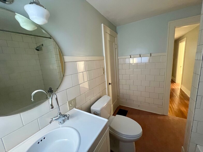 Bathroom 2 - 5702 SE Belmont St