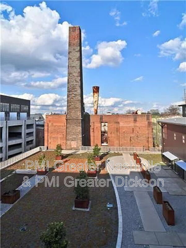 Building Photo - 1350 Rosa L Parks Blvd