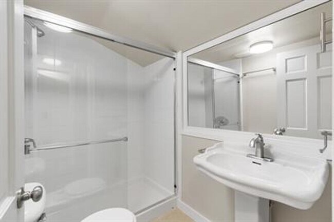 Building Photo - Charming 3-Bedroom Home in Historic Eustis!