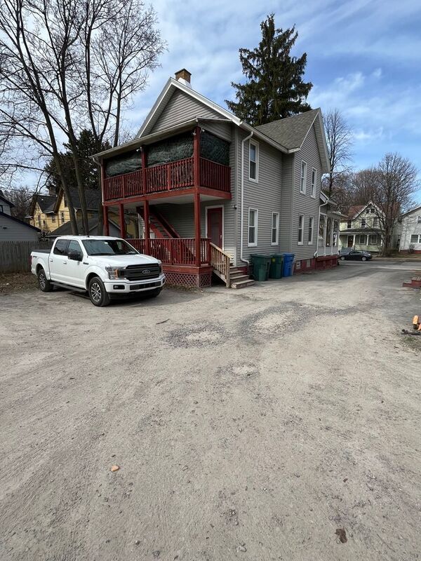 Building Photo - 353-355 Pearl St