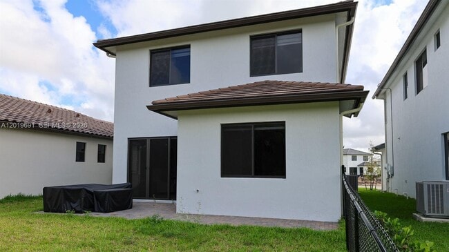 Building Photo - 5868 Agostino Way