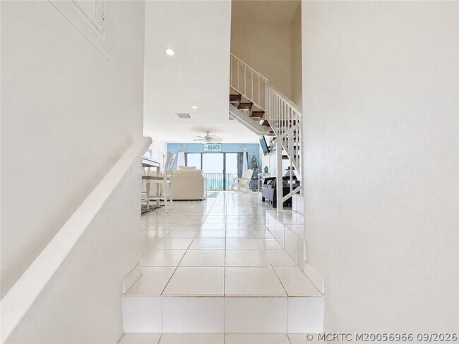 Building Photo - 11000 S Ocean Dr